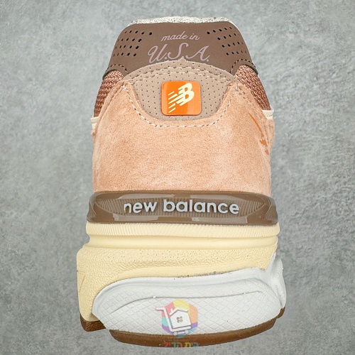 נעלי New Balance בשני דגמים, 993 אפור ו-990v3 אפרסק, תמונה 18