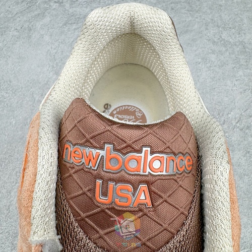 נעלי New Balance בשני דגמים, 993 אפור ו-990v3 אפרסק, תמונה 27