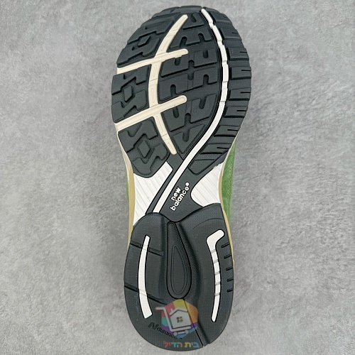 נעלי New Balance בשני דגמים, 991v2 אפור ו-993 ירוק, תמונה 14