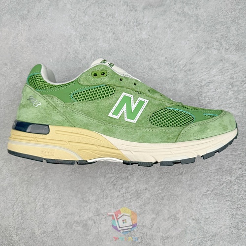 נעלי New Balance בשני דגמים, 991v2 אפור ו-993 ירוק, תמונה 30