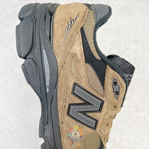 נעלי New Balance בשני דגמים, 990v3 בחום או ירוק זית ו-990v6 בשחור או אפור, תמונה 5