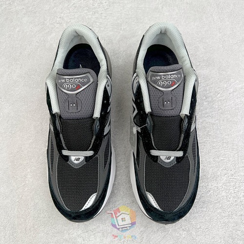 נעלי New Balance בשני דגמים, 990v3 בחום או ירוק זית ו-990v6 בשחור או אפור, תמונה 26