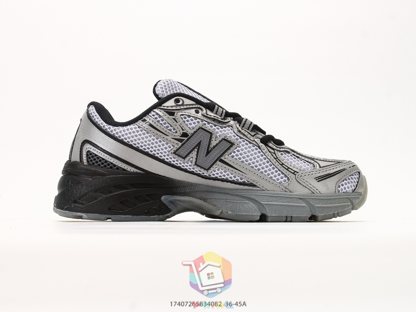 Кроссовки New Balance 740, серо-чёрные, кремово-коричневые, тёмно-серые с зелёным или сиреневые