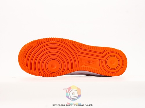 נעלי Nike Air Force 1 Low בשתי מהדורות, Kobe Protro לבן-כתום ו-Skeleton לבן, תמונה 8