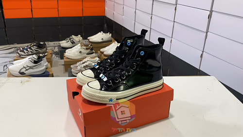 נעלי Converse Chuck 70 גבוהות בגימור שחור מבריק, תמונה 2