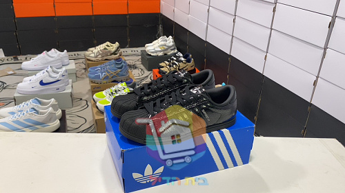 נעלי adidas Superstar Lo Pro, שחור, שחור עם פסים לבנים 20