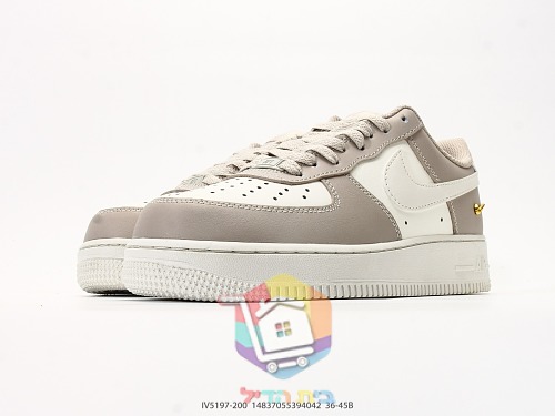 נעלי Nike Air Force 1 '07 בארבעה גוונים 6