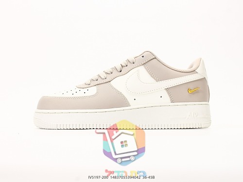 נעלי Nike Air Force 1 '07 בארבעה גוונים 10