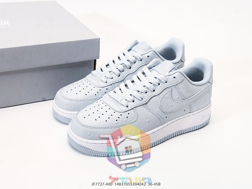 נעלי Nike Air Force 1 '07 בארבעה גוונים 21