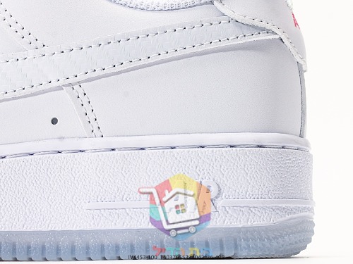 נעלי Nike Air Force 1 '07 בארבעה גוונים 33