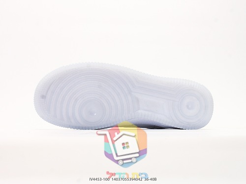 נעלי Nike Air Force 1 '07 בארבעה גוונים 36