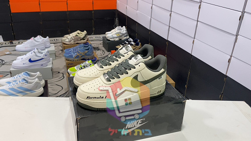Nike Air Force 1 Low sneakers with a Formula 1 print, four colourways 20