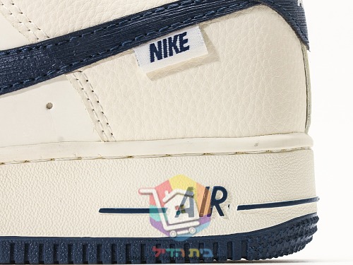 Nike Air Force 1 Low sneakers with a Formula 1 print, four colourways 33