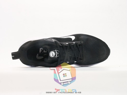 נעלי ריצה Nike בשלושה גוונים 17