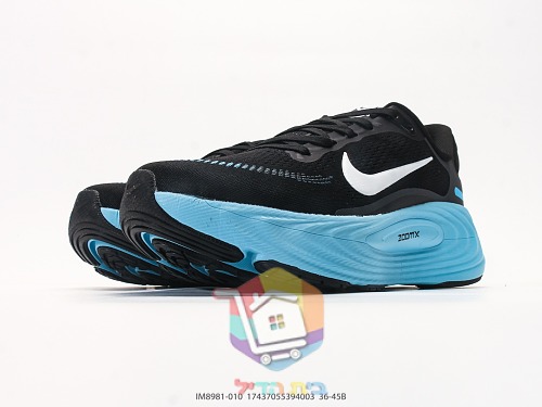 נעלי ריצה Nike בשלושה גוונים 25