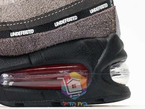 נעלי Undefeated x Nike Air Max 95, אפור ואדום 2