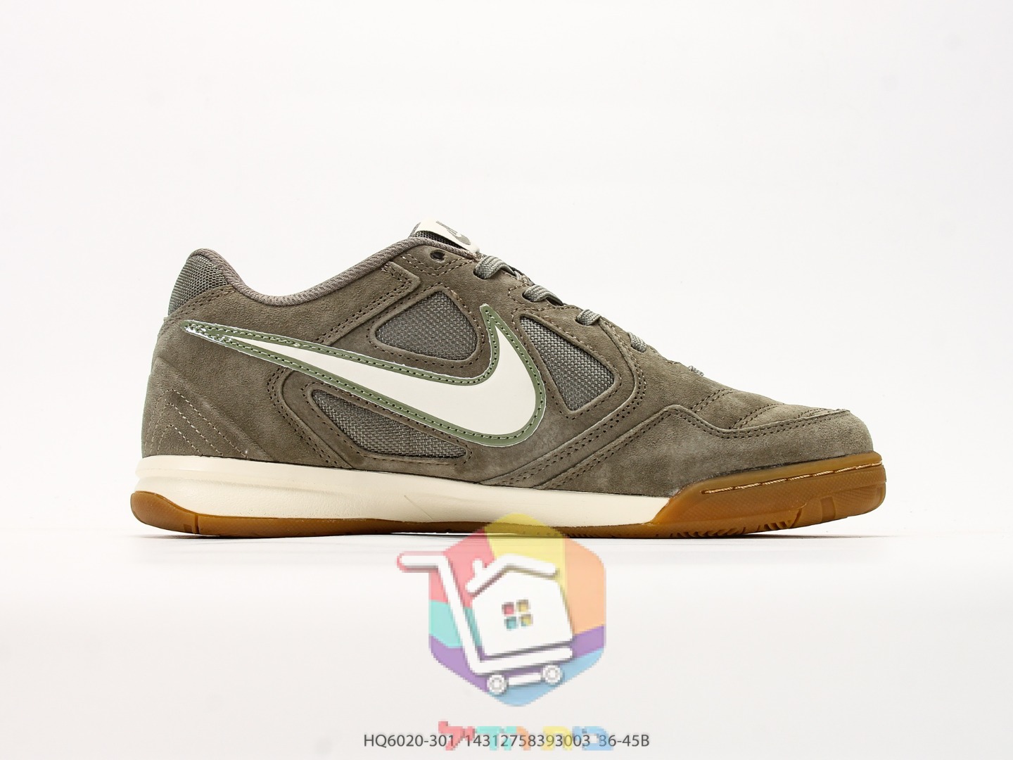 Nike Gato Sneaker, Olivgrün oder Schwarz mit Supreme-Logo
