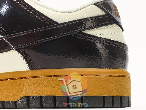 נעלי Nike Dunk Low, חום כהה ושמנת 2