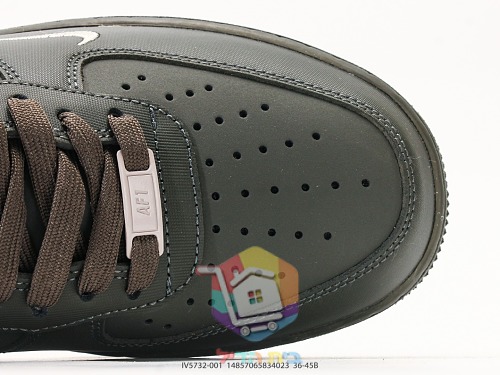 Baskets Nike Air Force 1 '07, olive foncé avec logo gris 1