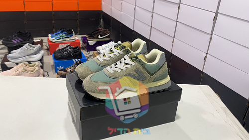 New Balance 574 Legacy Sneaker in fünf Farben 9