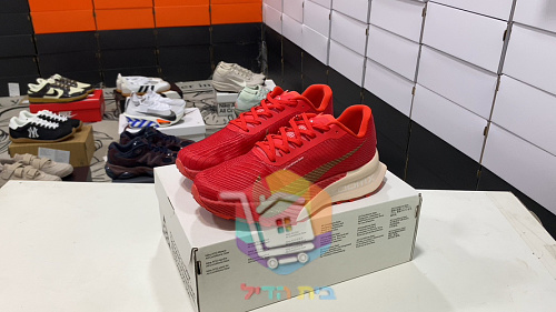 Chaussures Nike ACG Ultrafly Trail, rouge 9