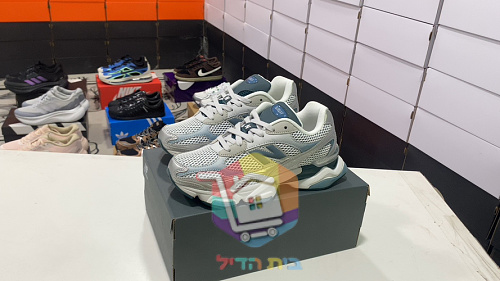 נעלי New Balance 9060 כסף וטורקיז כהה 1