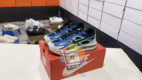 נעלי Nike Air Max Metro כחול, שחור-לבן 10