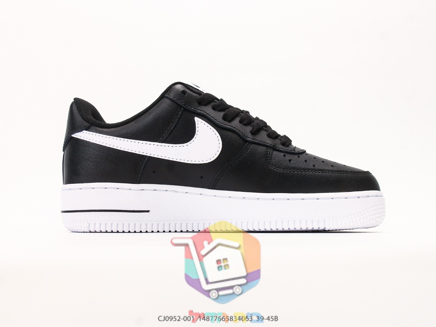 Nike Air Force 1 Low Sneaker, Schwarz und Weiß oder Weiß und Marineblau