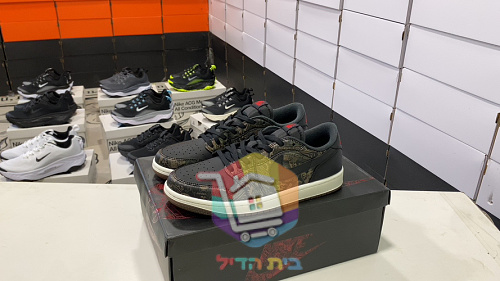 נעלי Air Jordan 1 Low שחור בהדפס או סגול, שחור ולבן, תמונה 10