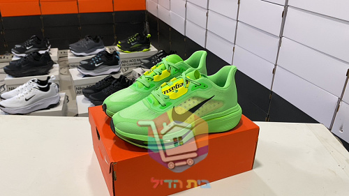 נעלי ריצה Nike Pegasus Premium ירוק זוהר או כחול כהה, תמונה 10
