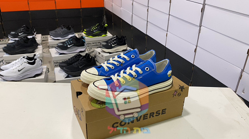 נעלי Converse Chuck 70 נמוכות כחול עם רקמת דמות, תמונה 9