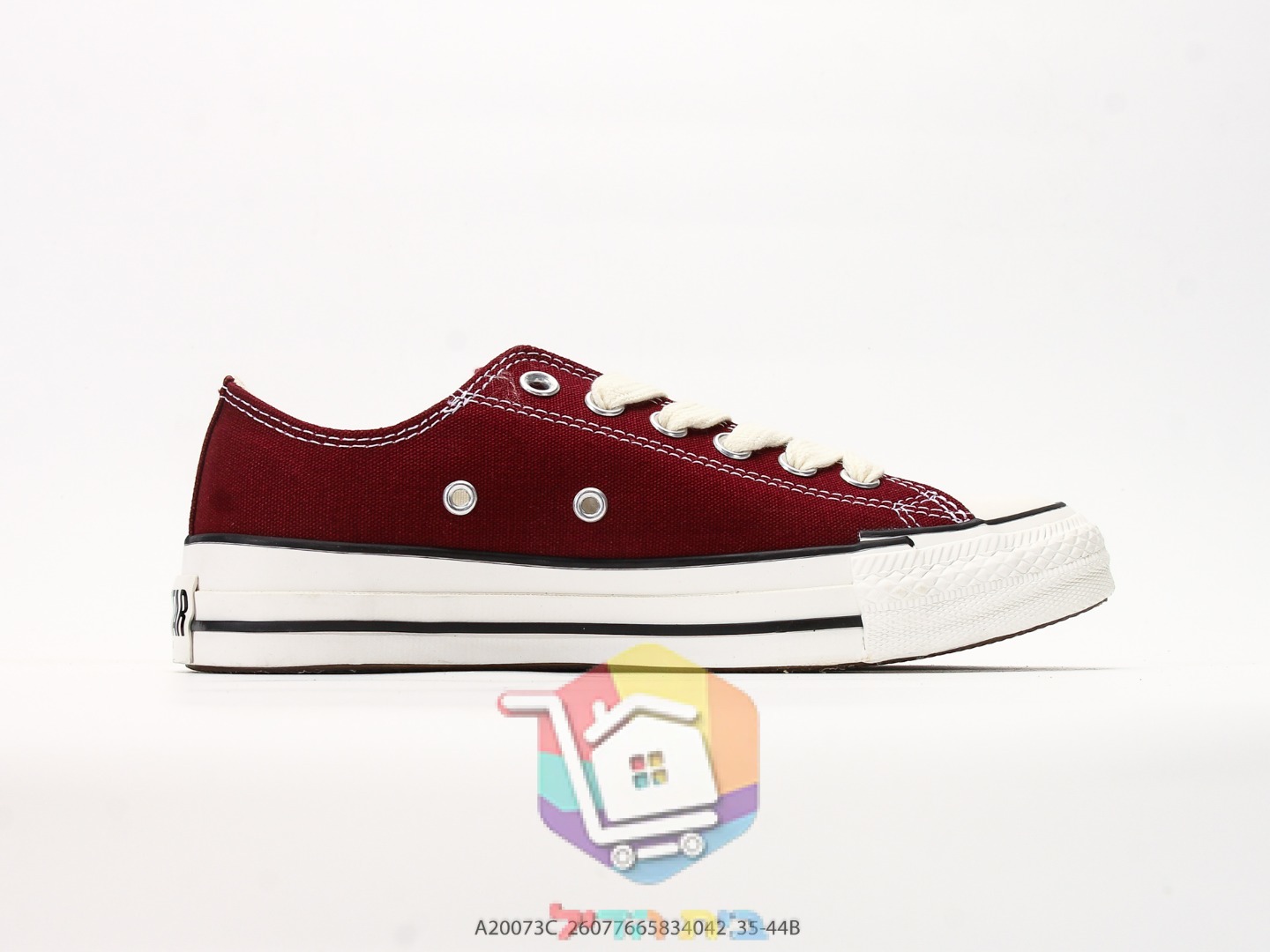 Converse Chuck Taylor Throwback Sneaker, Schwarz oder Bordeaux, niedrig oder hoch