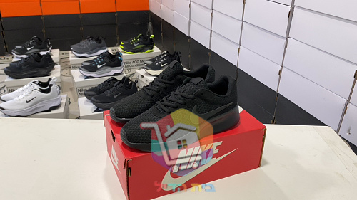 נעלי Nike Tanjun שחור או לבן, בארבעה גוונים, תמונה 2