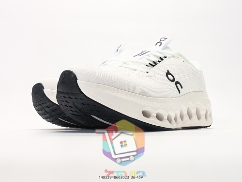 On Laufschuhe aus schwarzem Strick 15