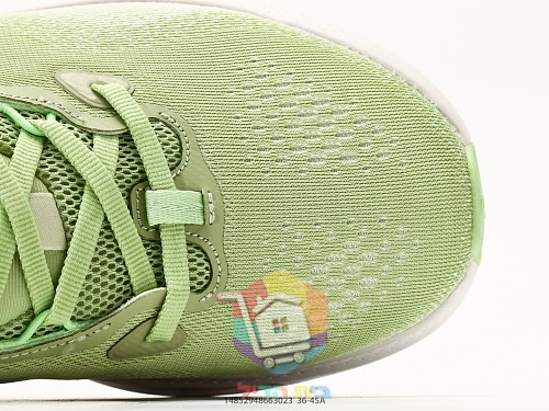 On Laufschuhe aus schwarzem Strick 31