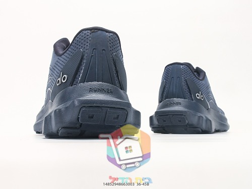 alo Sportschuhe in Grau mit gerillter Sohle 11