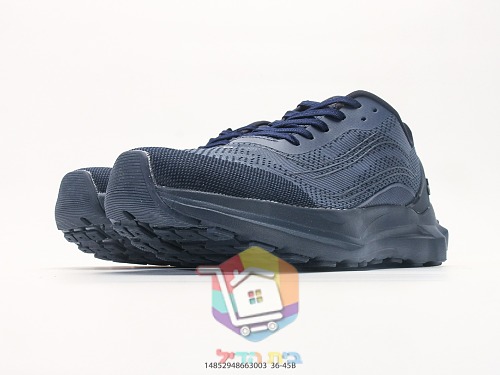 alo Sportschuhe in Grau mit gerillter Sohle 12