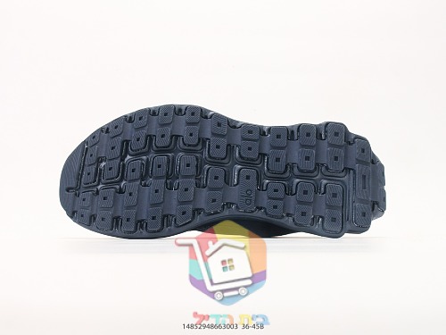 alo Sportschuhe in Grau mit gerillter Sohle 13