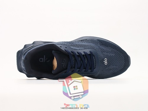 alo Sportschuhe in Grau mit gerillter Sohle 14