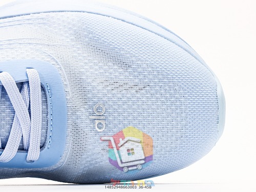 alo Sportschuhe in Grau mit gerillter Sohle 18