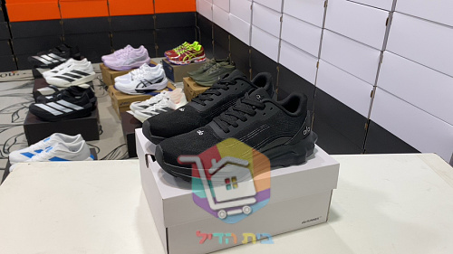 alo Sportschuhe in Grau mit gerillter Sohle 35