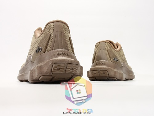 alo Sportschuhe in Grau mit gerillter Sohle 38