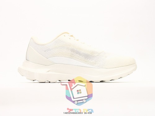 alo Sportschuhe in Grau mit gerillter Sohle 52