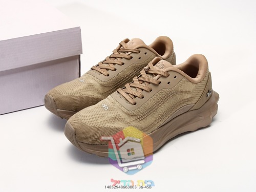 Zapatillas deportivas alo Runner en gris con suela ranurada 59