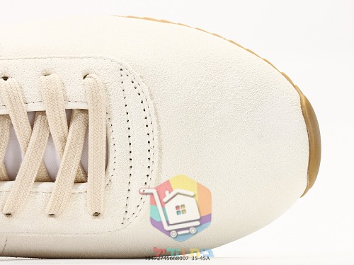Retro-Sneaker aus Wildleder ohne Logo, mit Gummisohle 23