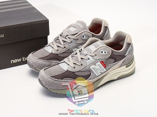 New Balance 992 in grauem Wildleder 13