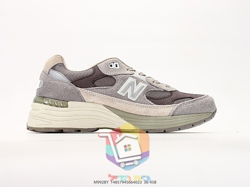New Balance 992 in grauem Wildleder 19