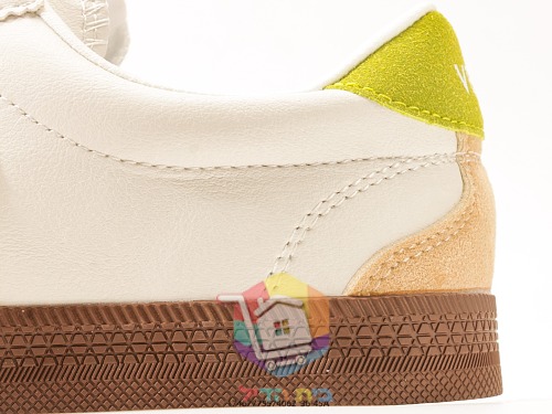 VEJA Volley in Creme mit grünem V 2