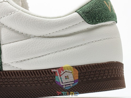 VEJA Volley in Weiß mit Gummisohle 30