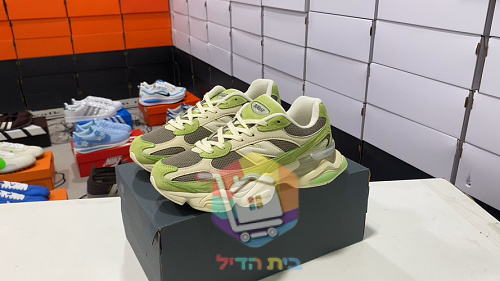 New Balance 9060 in vier Pastellfarben 10